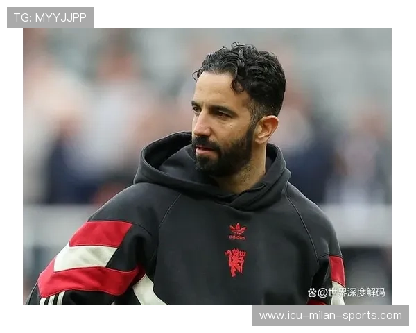 曼联阿莫林改革奏效！三中卫体系初见成效